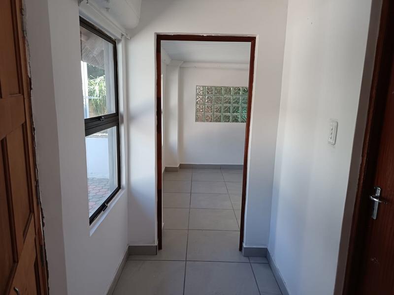 1 Bedroom Property for Sale in Bayview Western Cape